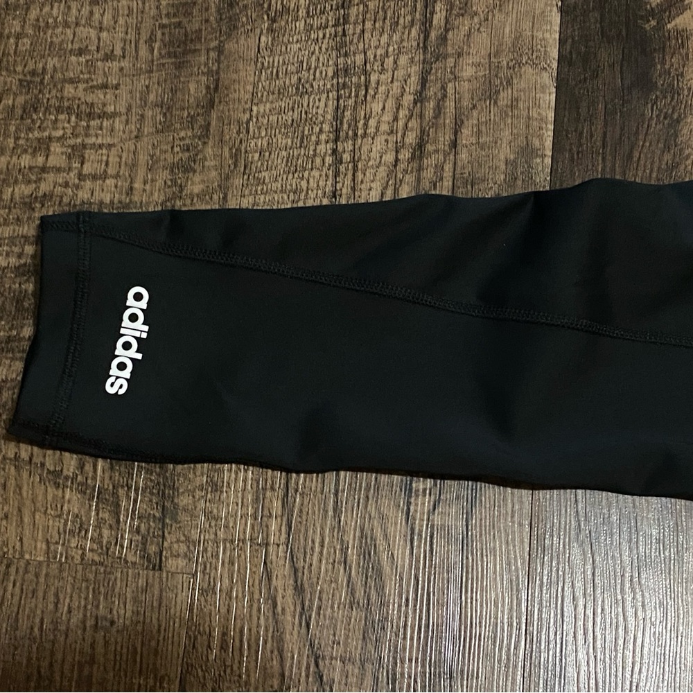 Adidas athletic wear leggings - Picture 3 of 5